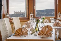 Schlosshotel Steinburg - breakfast