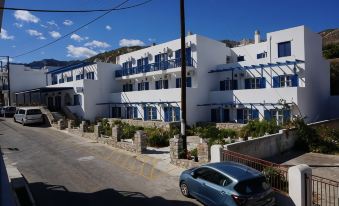 Adonis Hotel Naxos