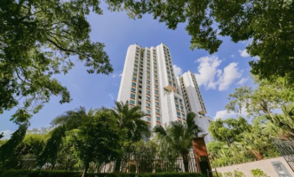 4. 호텔 더 로얄 ..