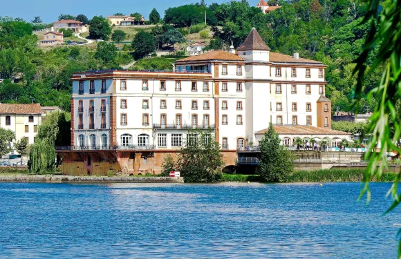 莫伊薩克磨坊酒店，Sure Hotel Collection by Best Western