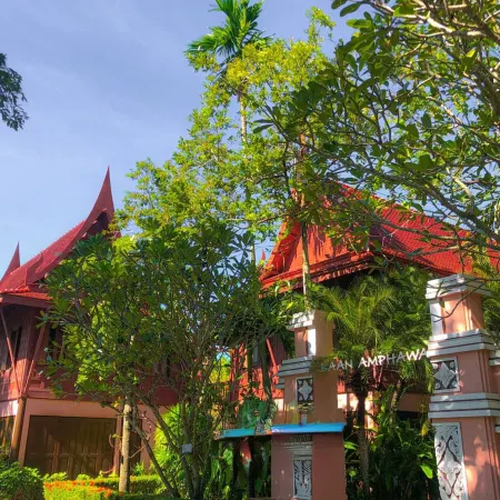 Baan Amphawa Resort & Spa
