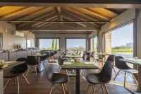 Agriturismo la Razza Hotels in Canossa