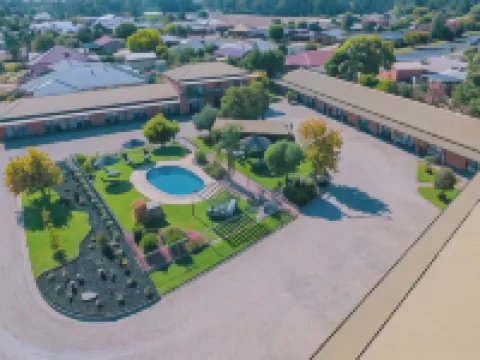 Statesman Motor Inn Hotels in Corowa