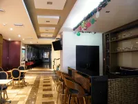 Hotel Ramada - breakfast