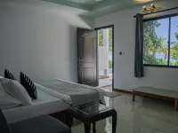 Clouds Beach Retreat Laamu Gan Hotels in Gan
