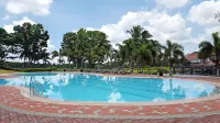 The Suites at Mount Malarayat - Pools