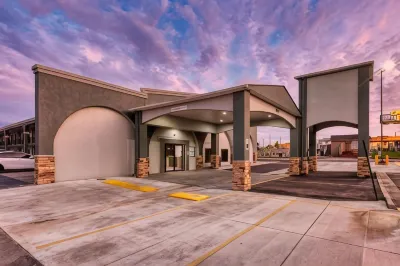 Clarion Pointe Hotel a Decatur