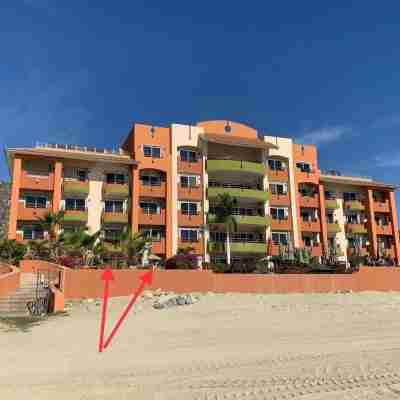 Casa Bella Beachfront. in Town. White Sandy Beaches & Palmas Pickleball Nextdoor Hotel Exterior