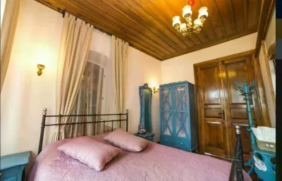 ARİSTONİCUS BUTİK HOTEL Các khách sạn gần Pergamon