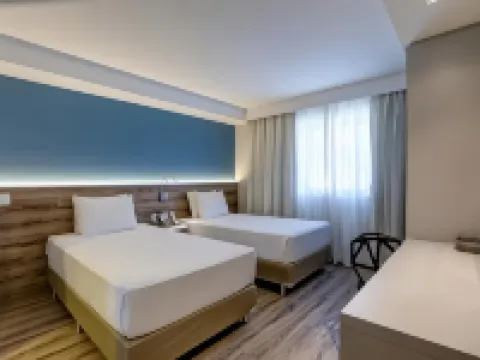 コンフォート ホテル グアルーリョス - アロポルト グアルリョスのホテル