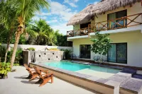 La Puerta Azul Beachfront - Adults Only - Pools
