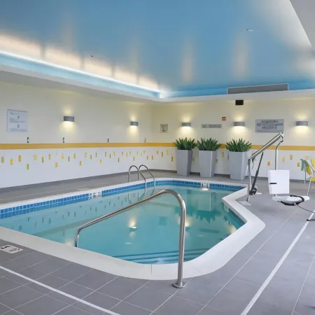 Fairfield Inn & Suites Canton South