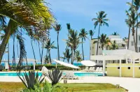 Beachfront Oversized 1 Bedroom Condo, Playa Turquesa - ビーチサイド