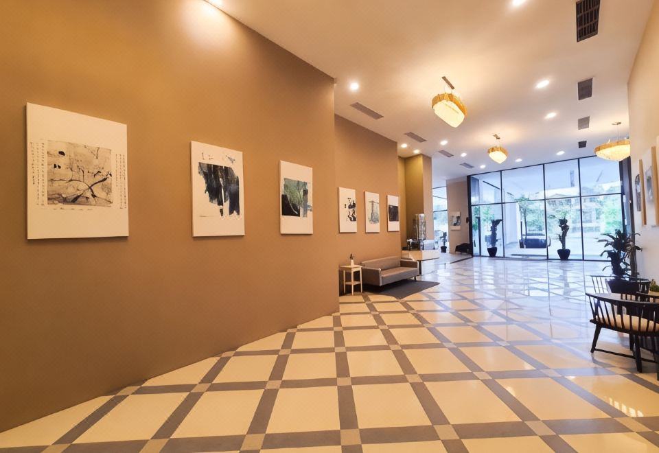 4. 라마다 스위트 ..