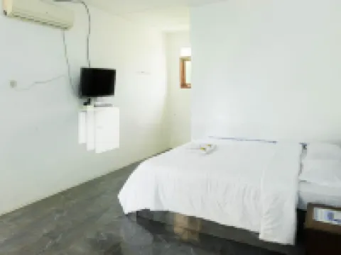 Ken Zong Inn Hotel Hotels in Ciracap
