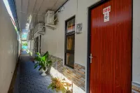 RedDoorz Syariah near Stasiun Gumilir Cilacap Hotel di Cilacap Utara