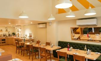 Bloom Hotel - Magarpatta