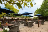Cromwell Arms Country Pub with Rooms - Wifi