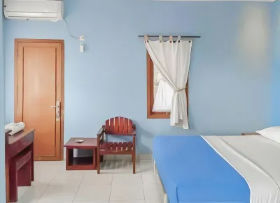 RedDoorz Near Pantai Pelabuhan Ratu Hoteller i Citepus