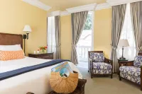 West Cliff Inn, A Four Sisters Inn - Jacuzzi