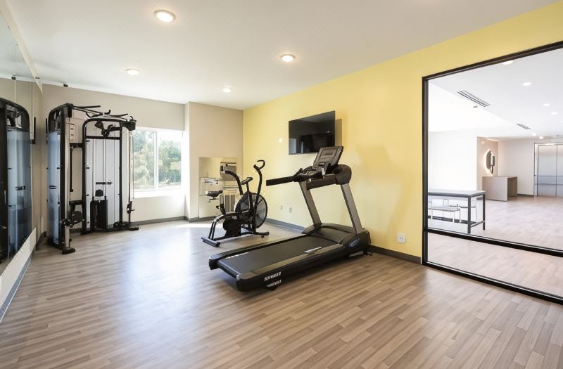 Echo Suites Extended Stay by Wyndham Houston Katy West photo 2