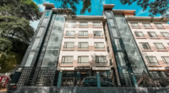 ดิ ออร์บิท รีเจนซี โรงแรมใน