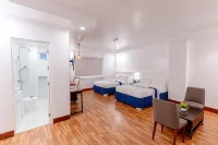 Santiago Cove Hotel and Restaurant