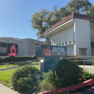 Studio 6 West Sacramento CA Các khách sạn gần Công viên Capitol