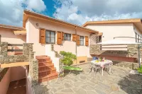 Comfort and privacy for 4 guests by La Pelosa beach
