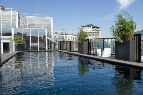 Hôtel Mercure Paris Boulogne Các khách sạn gần Gare De St Cloud