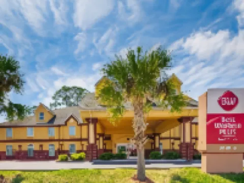 ベスト ウエスタン プラス ブラッドバリー イン & スイーツ ウェークロスのホテル