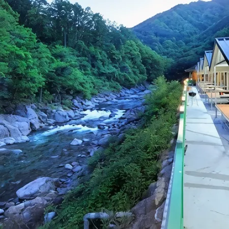 Jirisan Valley Pension