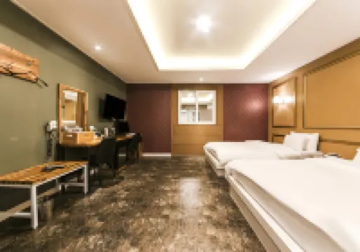 Gumi Bonggokdong Hotel Macheollu