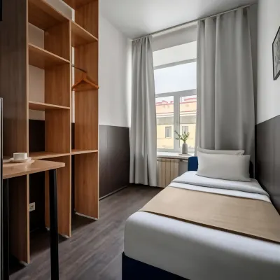 RiverSide Nevskij Hotel カザン大聖堂周辺のホテル
