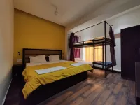Joey's Hostel Agra