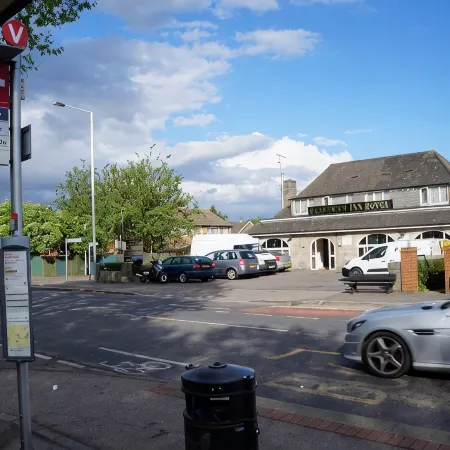 Heathrow Inn Hotel