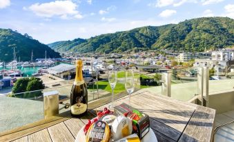 Picton Waterfront Apartments