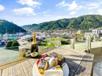Picton Waterfront Apartments Hotel a Bay of Many Coves