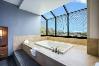 Quality Suites