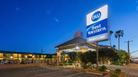 Best Western Desert Inn Отели в г. Тэтчер