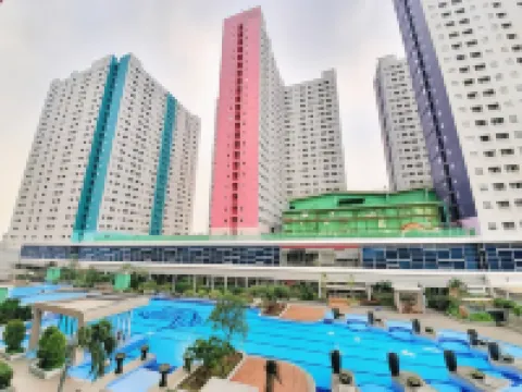 Green Pramuka Apartment by AHF Pro