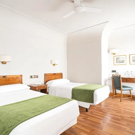 Hotel Hernán Cortés