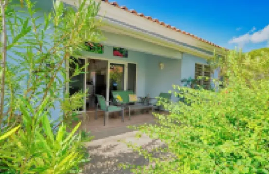 Stay in the beautiful Boho Bunita apartment under the Caribbean sun! Hotels in Sint Michiel