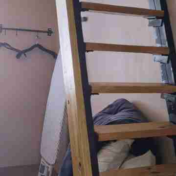 Walkable, Nightlife, Safe Neighborhood,POS,WiFi, Coffee, Others