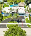 Charming Studio with Modern Amenities - Cozy Retreat