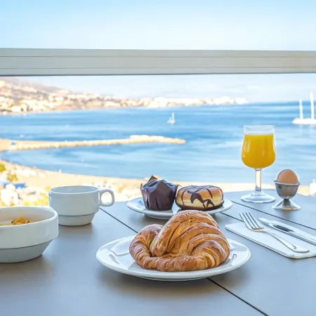Hotel Apartamentos Pyr Fuengirola