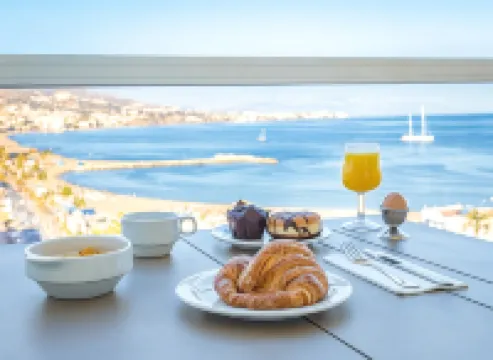 Hotel Apartamentos Pyr Fuengirola