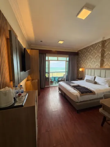 マーメイド ビーチ  ホテル LLC