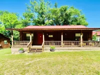 The Woodshed Cabin #304 Hotels in Stone County