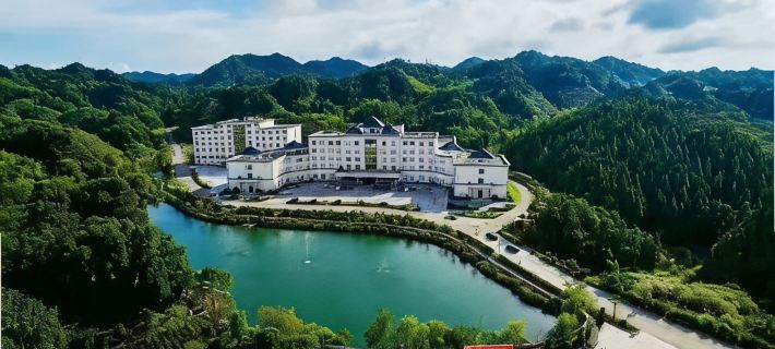 Dabeishan Resort Hotels in Jiexi